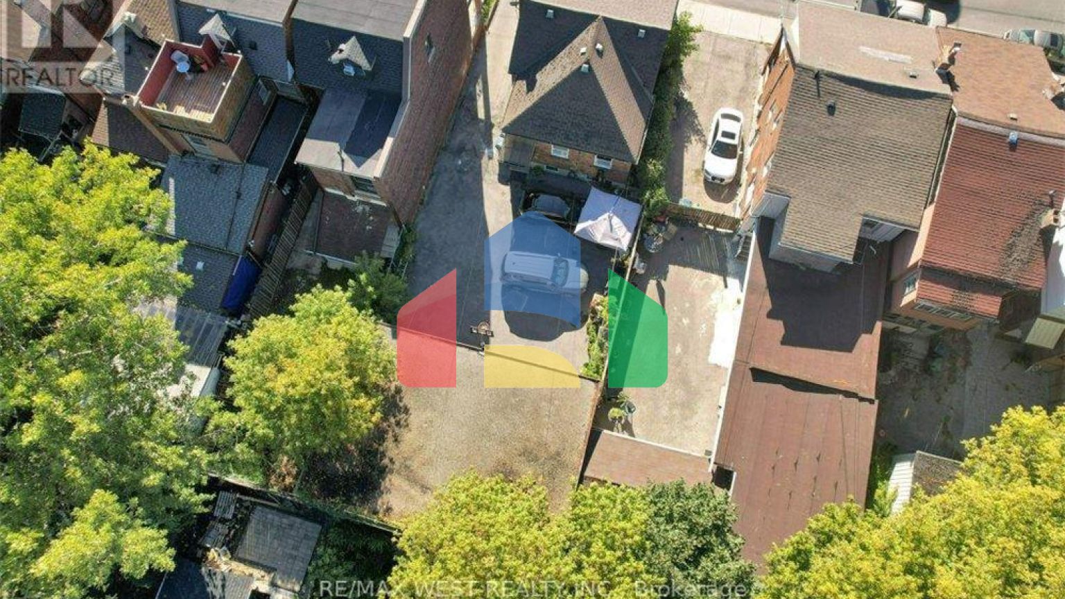 Residential - Single Family Home - Toronto, Canada - Canada