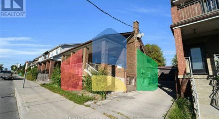 Residential - Single Family Home - Toronto, Canada - Canada