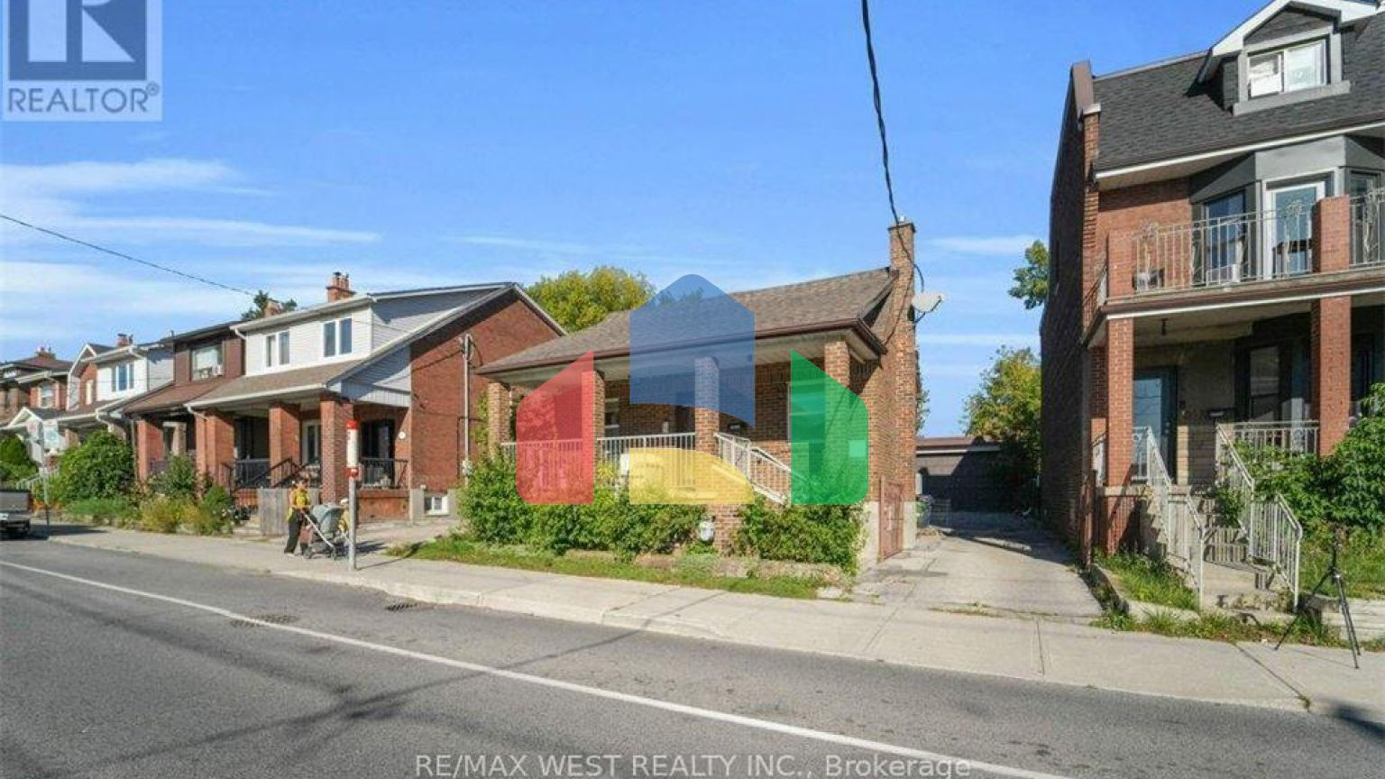 Residential - Single Family Home - Toronto, Canada - Canada