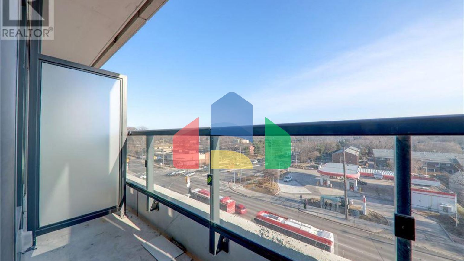 Residential - Single Family Home - Toronto, Canada - Canada