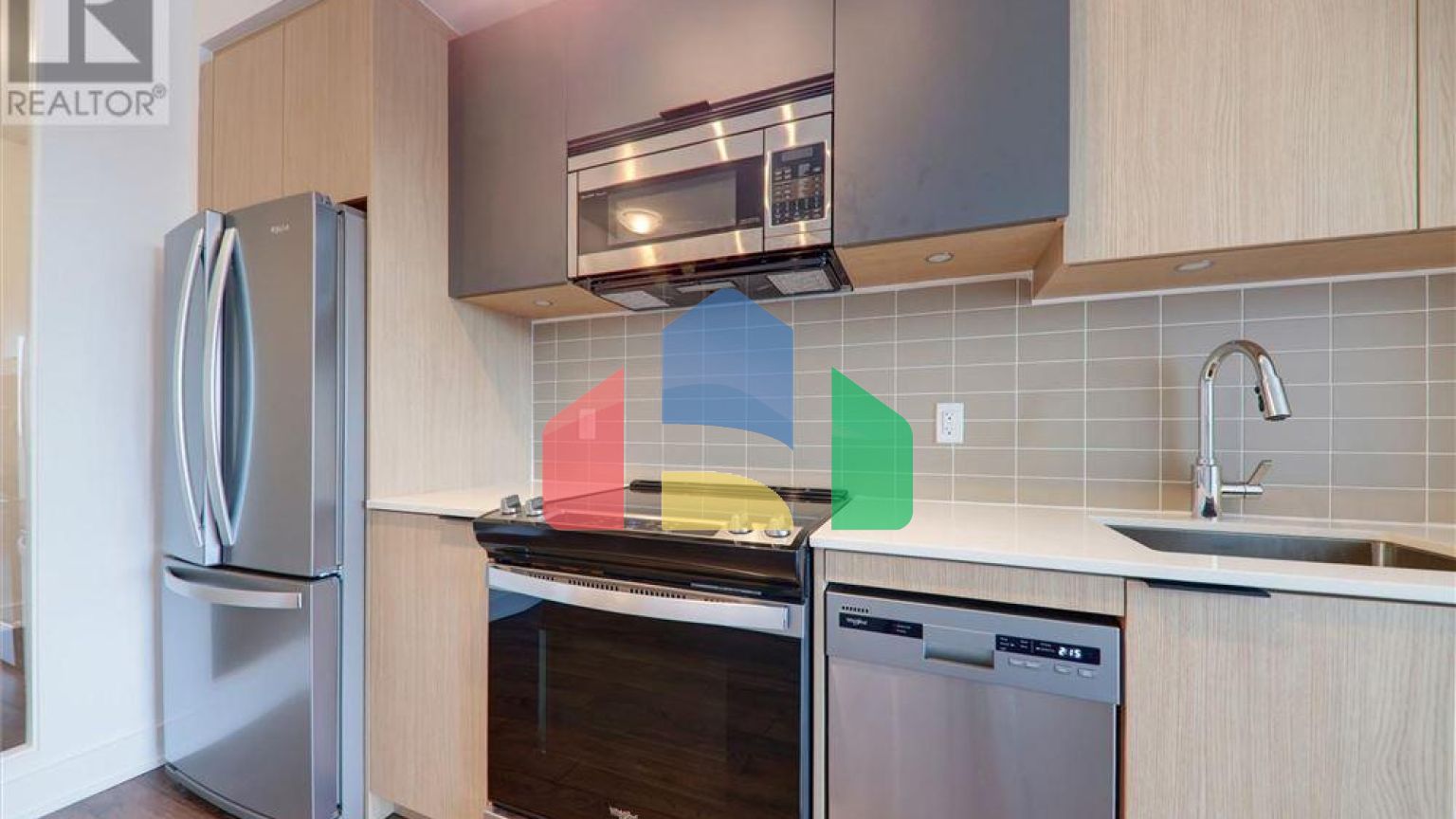 Residential - Single Family Home - Toronto, Canada - Canada