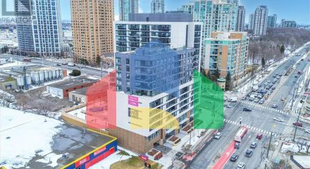 Residential - Single Family Home - Toronto, Canada - Canada