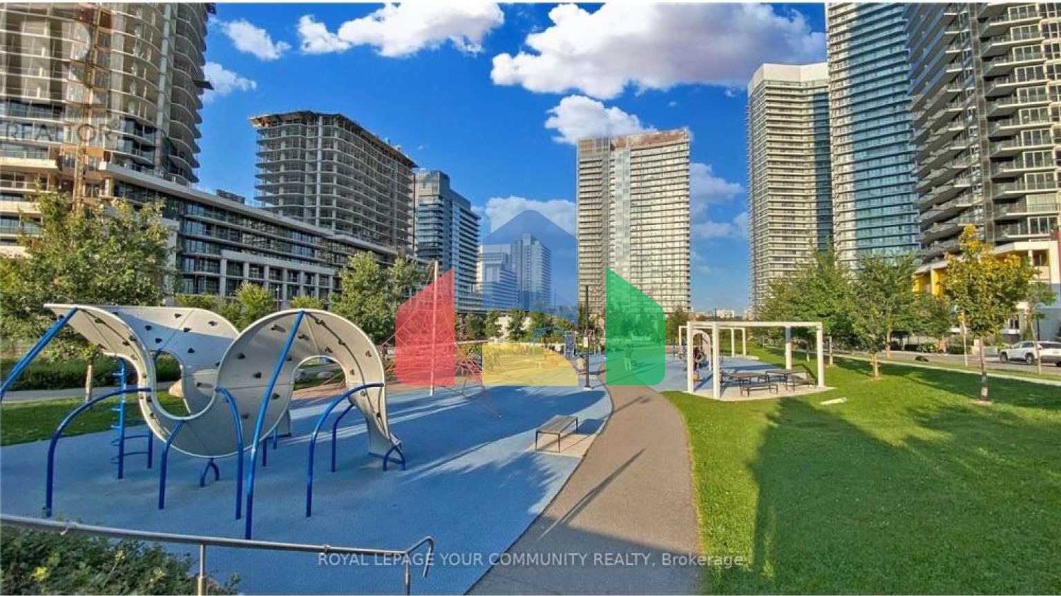 Residential - Single Family Home - Toronto, Canada - Canada