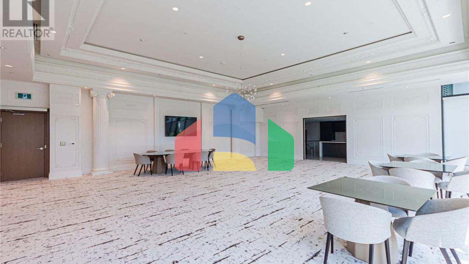 Residential - Single Family Home - Toronto, Canada - Canada