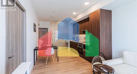 Residential - Single Family Home - Toronto, Canada - Canada