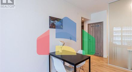 Residential - Single Family Home - Toronto, Canada - Canada