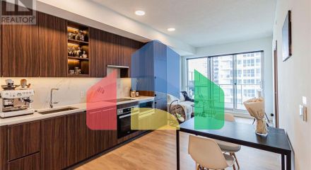 Residential - Single Family Home - Toronto, Canada - Canada