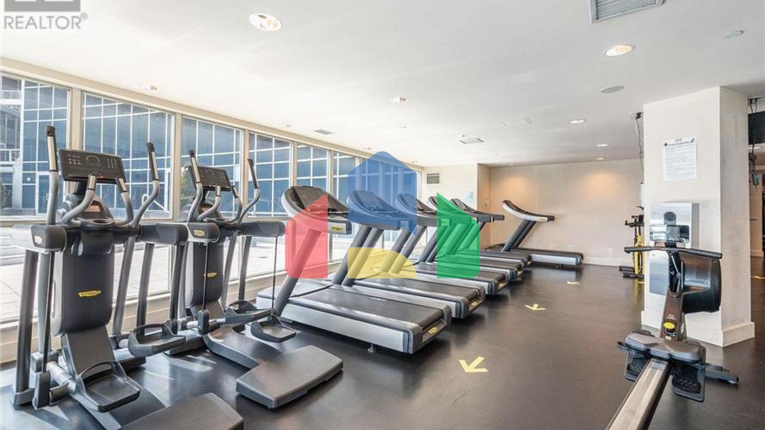 Residential - Condo/Apartment - Toronto, Canada - Canada