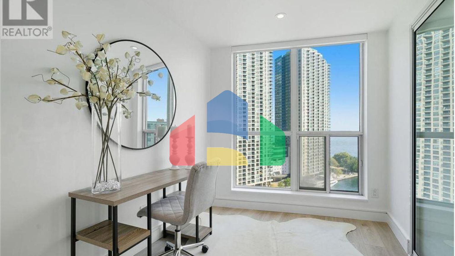 Residential - Condo/Apartment - Toronto, Canada - Canada