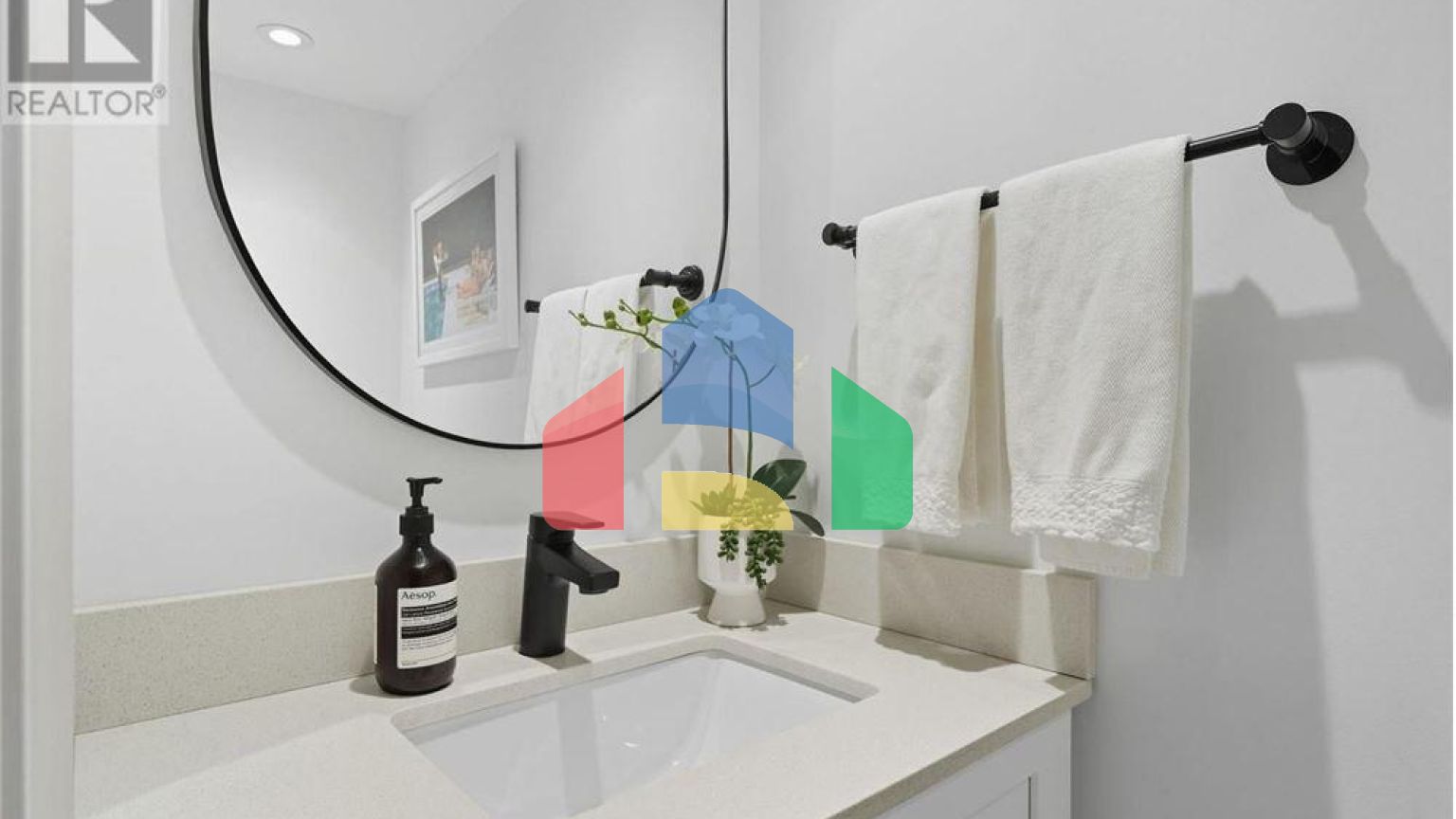 Residential - Condo/Apartment - Toronto, Canada - Canada