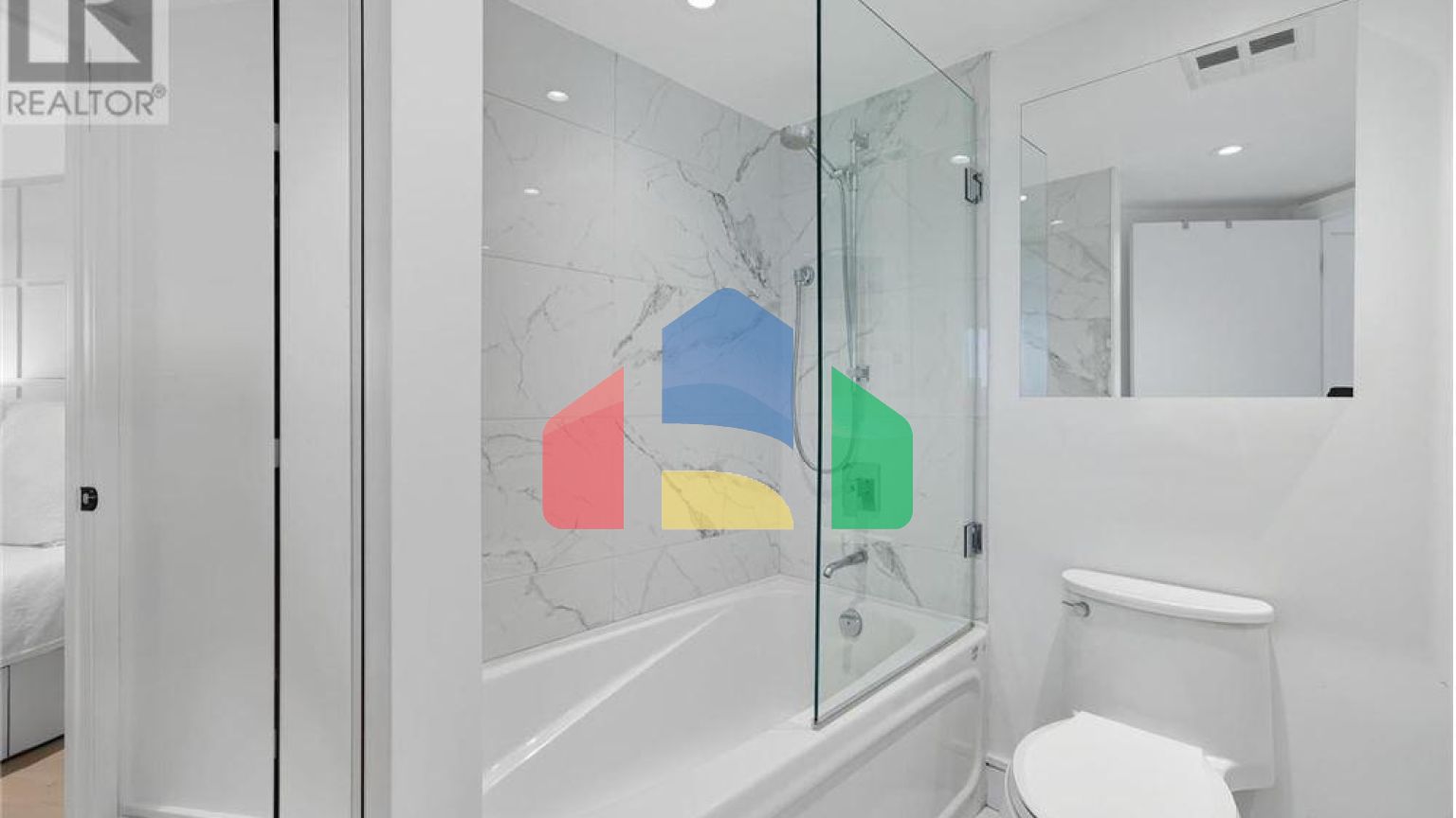 Residential - Condo/Apartment - Toronto, Canada - Canada