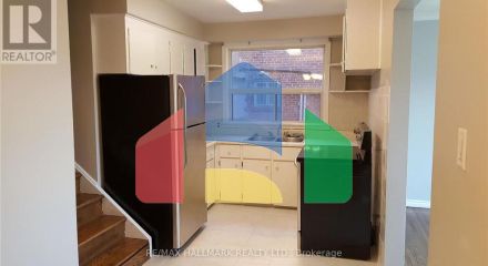 Residential - Single Family Home - Toronto, Canada - Canada