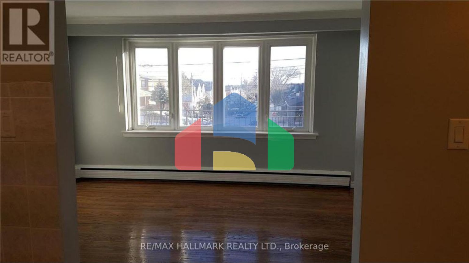 Residential - Single Family Home - Toronto, Canada - Canada