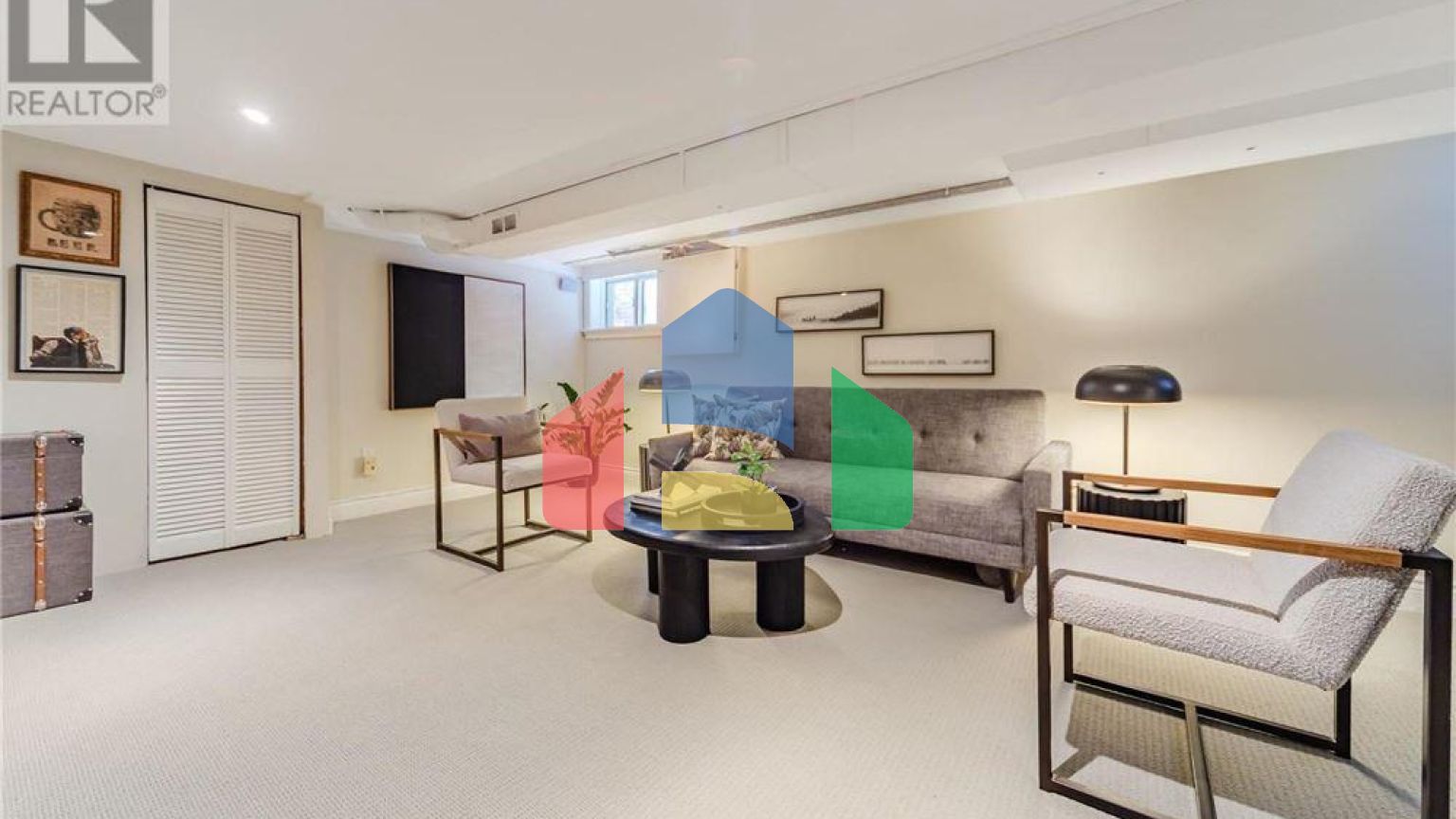 Residential - Single Family Home - Toronto, Canada - Canada