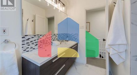 Residential - Single Family Home - Toronto, Canada - Canada