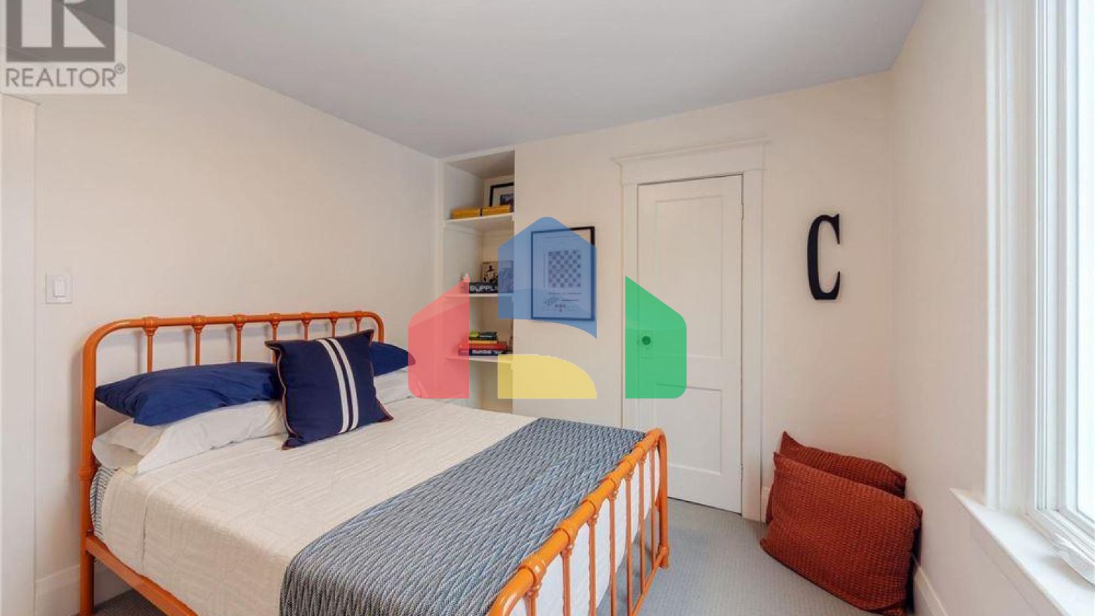 Residential - Single Family Home - Toronto, Canada - Canada