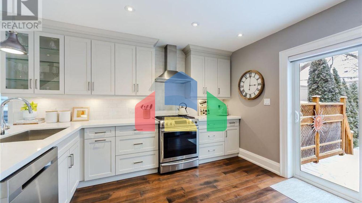 Residential - Single Family Home - Toronto, Canada - Canada