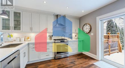 Residential - Single Family Home - Toronto, Canada - Canada