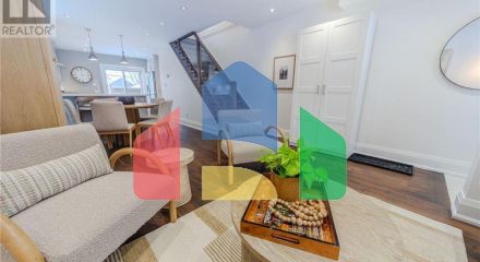 Residential - Single Family Home - Toronto, Canada - Canada