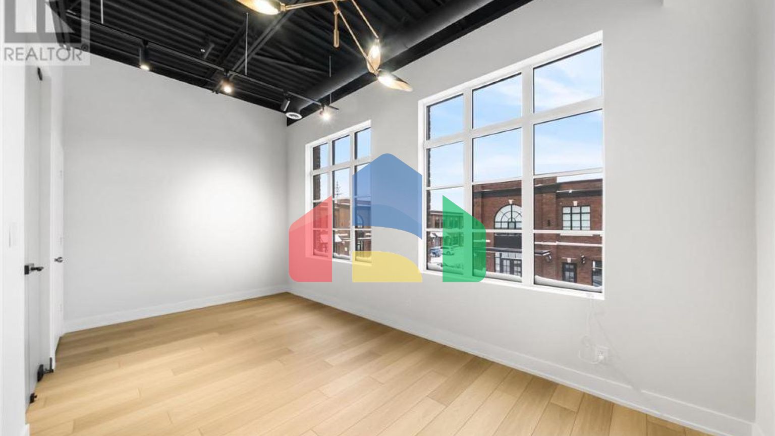 Residential - Condo/Apartment - Toronto, Canada - Canada