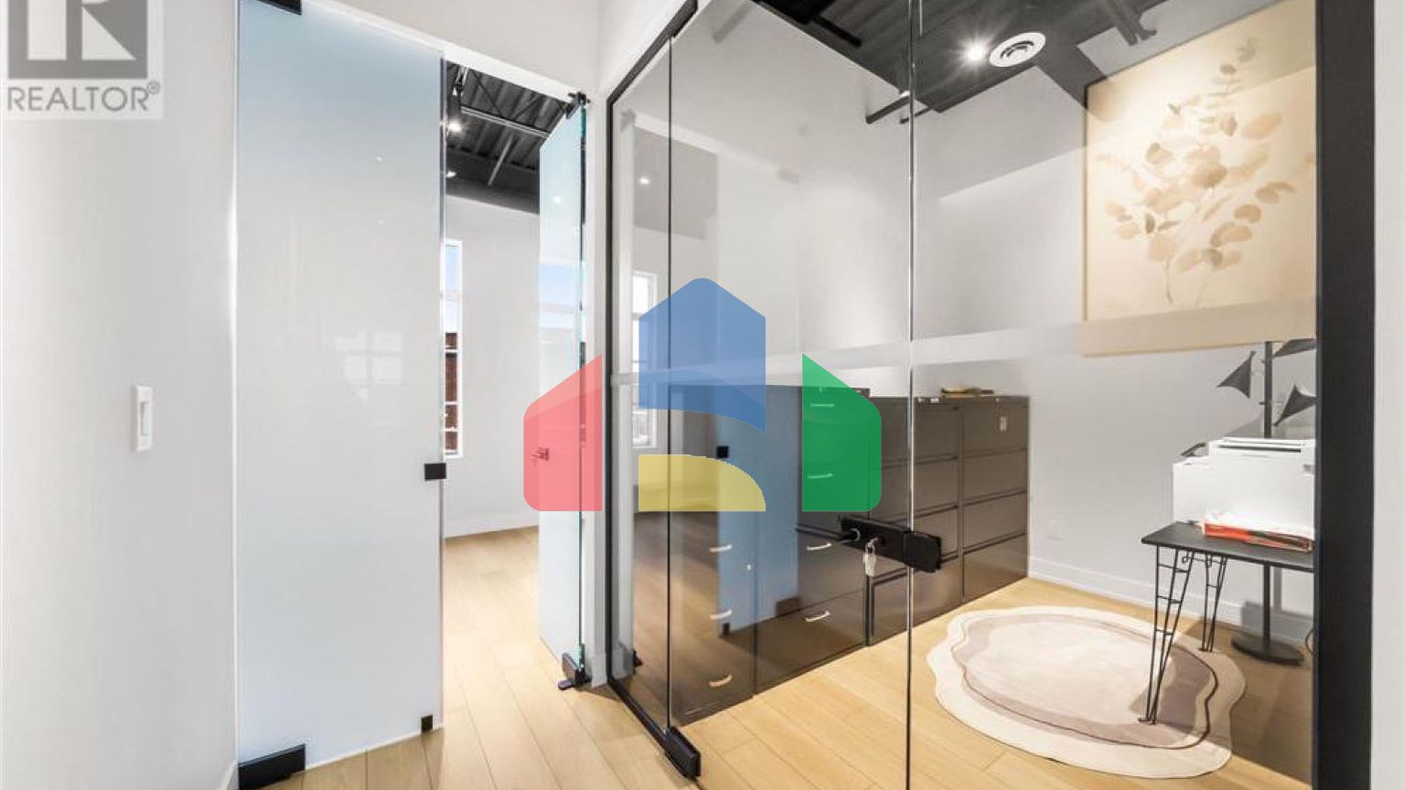 Residential - Condo/Apartment - Toronto, Canada - Canada