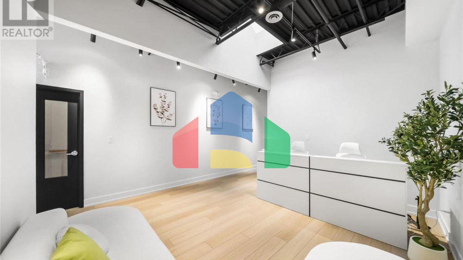 Residential - Condo/Apartment - Toronto, Canada - Canada