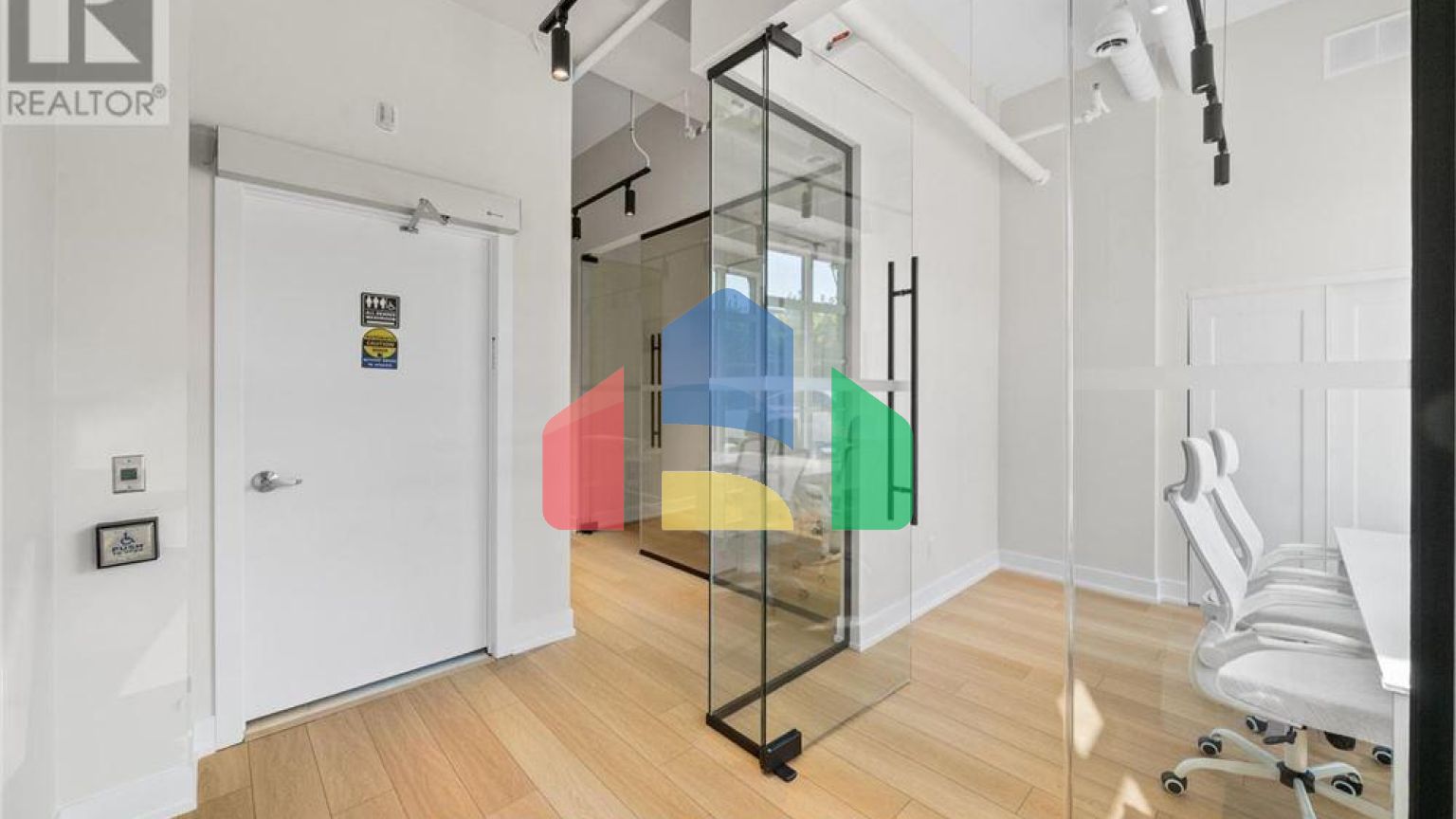 Residential - Condo/Apartment - Toronto, Canada - Canada