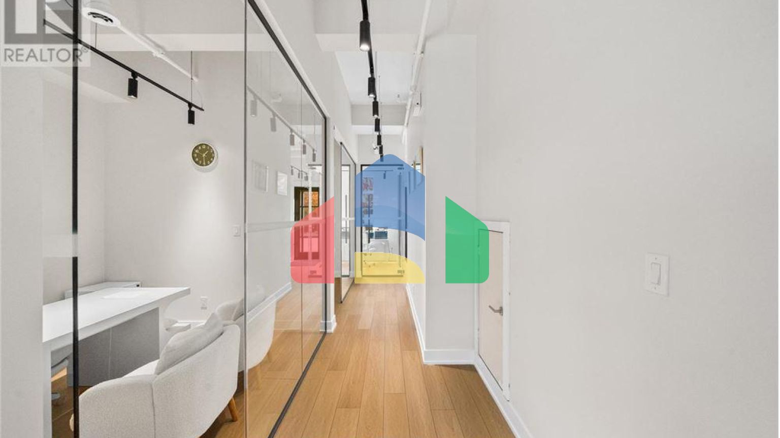 Residential - Condo/Apartment - Toronto, Canada - Canada