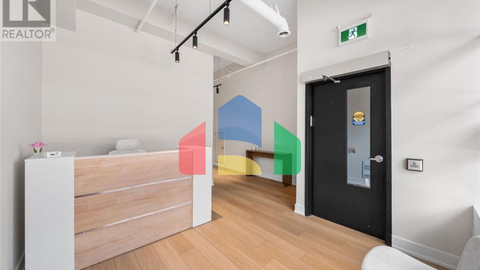 Residential - Condo/Apartment - Toronto, Canada - Canada