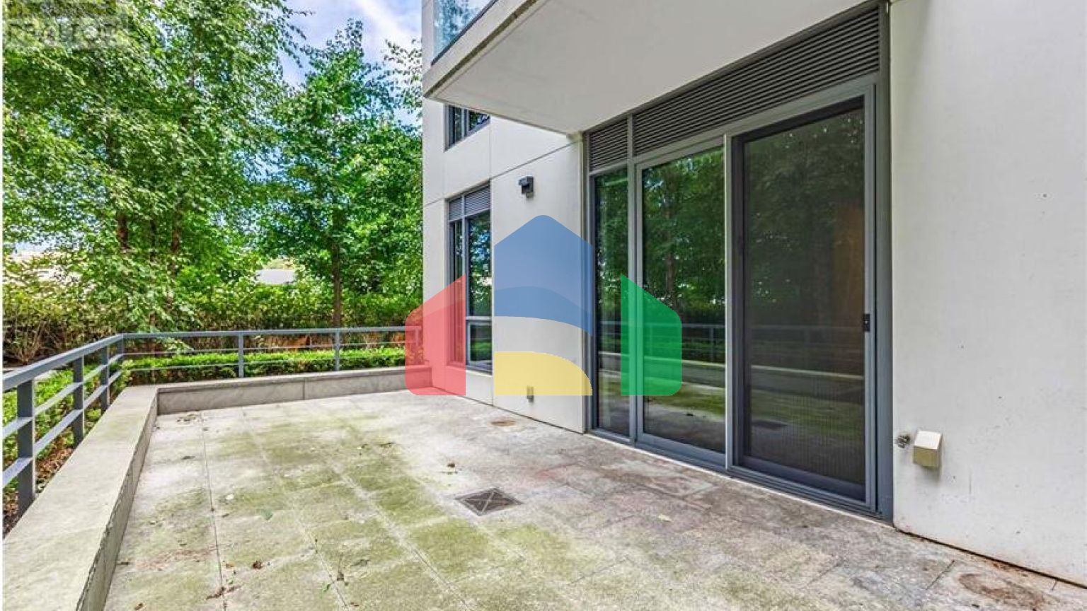 Residential - Single Family Home - Toronto, Canada - Canada