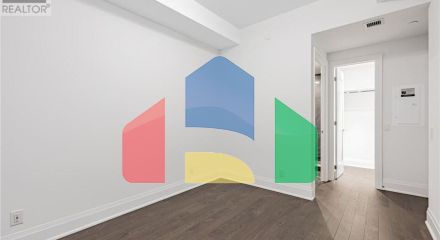 Residential - Single Family Home - Toronto, Canada - Canada