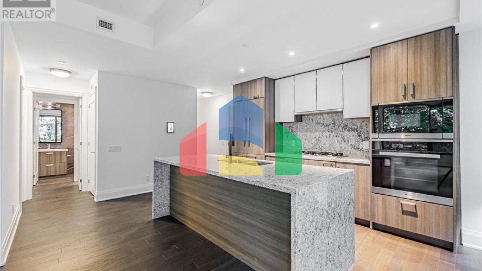 Residential - Single Family Home - Toronto, Canada - Canada