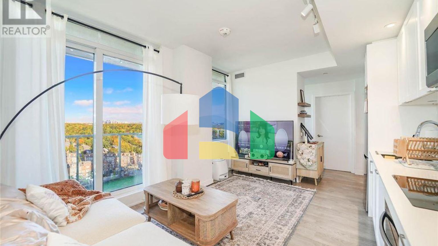 Residential - Single Family Home - Toronto, Canada - Canada