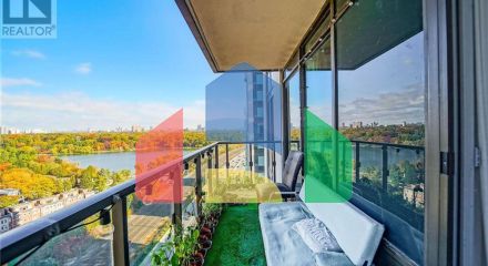 Residential - Single Family Home - Toronto, Canada - Canada