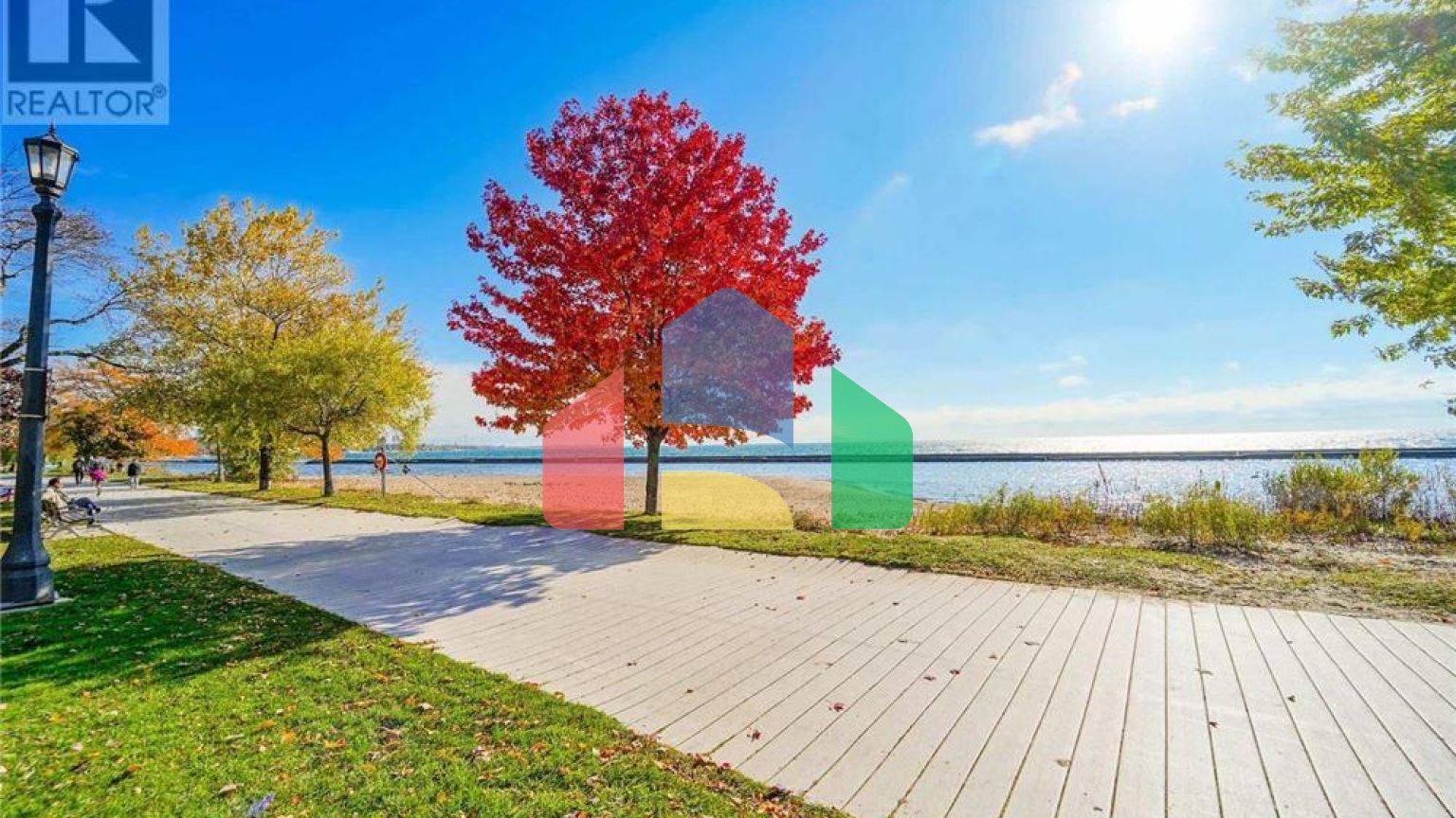 Residential - Single Family Home - Toronto, Canada - Canada