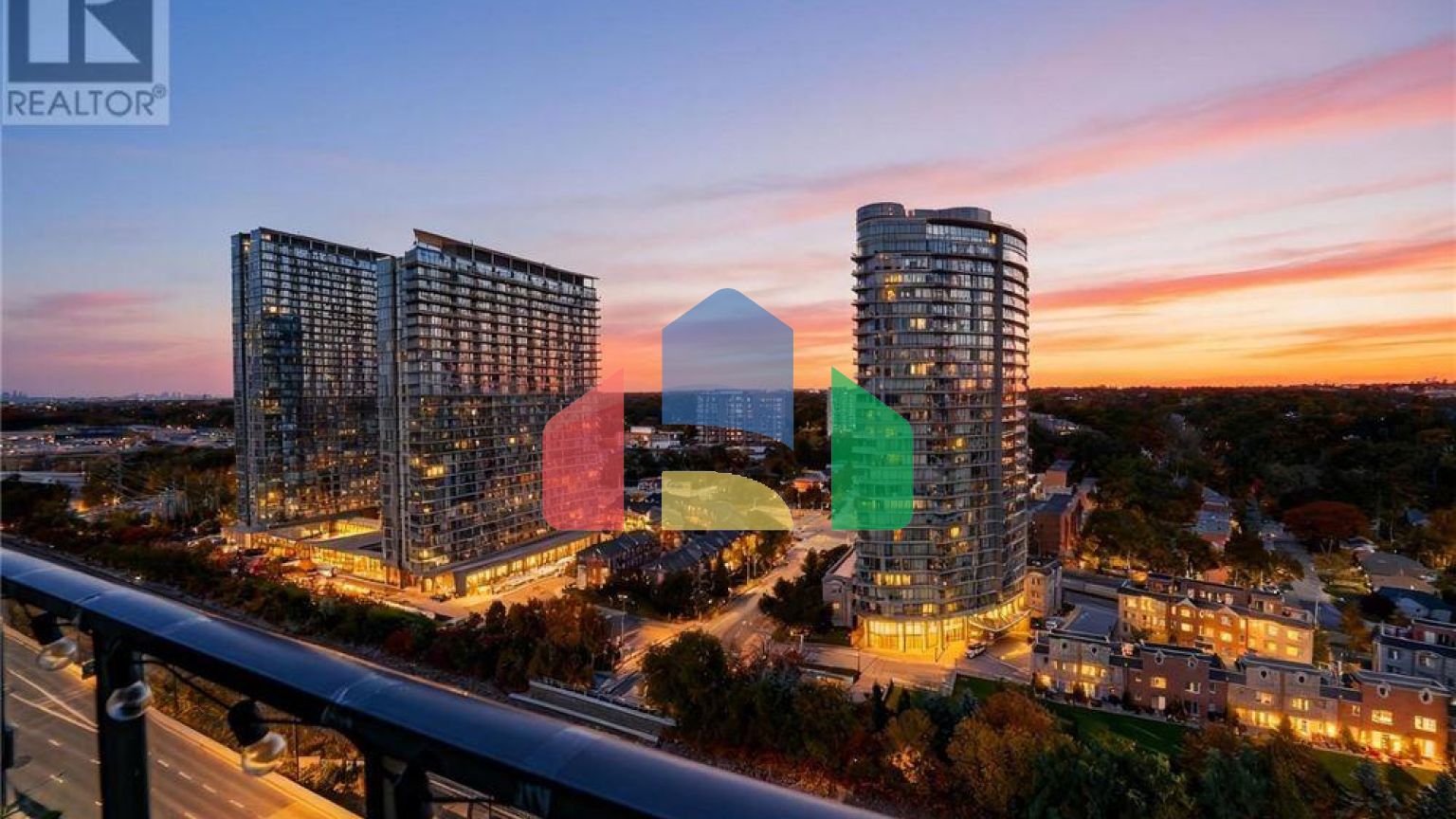 Residential - Single Family Home - Toronto, Canada - Canada