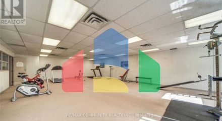 Residential - Single Family Home - Toronto, Canada - Canada