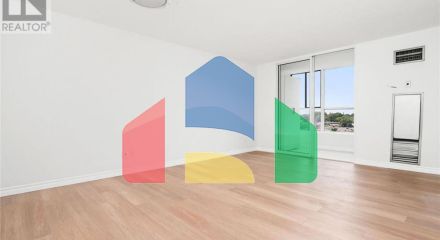 Residential - Single Family Home - Toronto, Canada - Canada