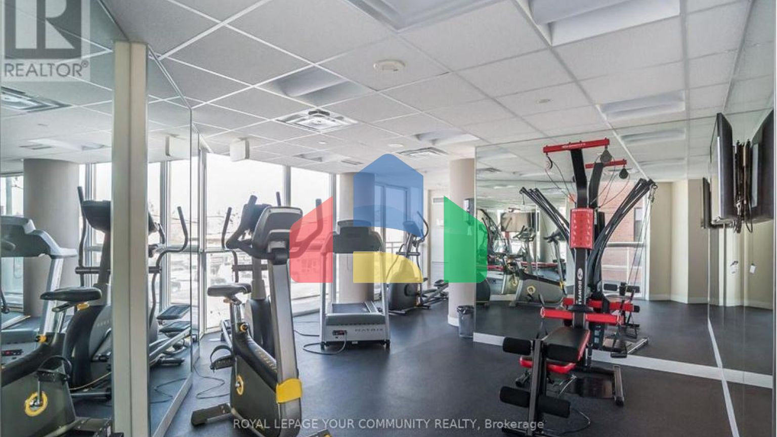 Residential - Single Family Home - Toronto, Canada - Canada