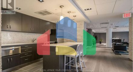 Residential - Single Family Home - Toronto, Canada - Canada