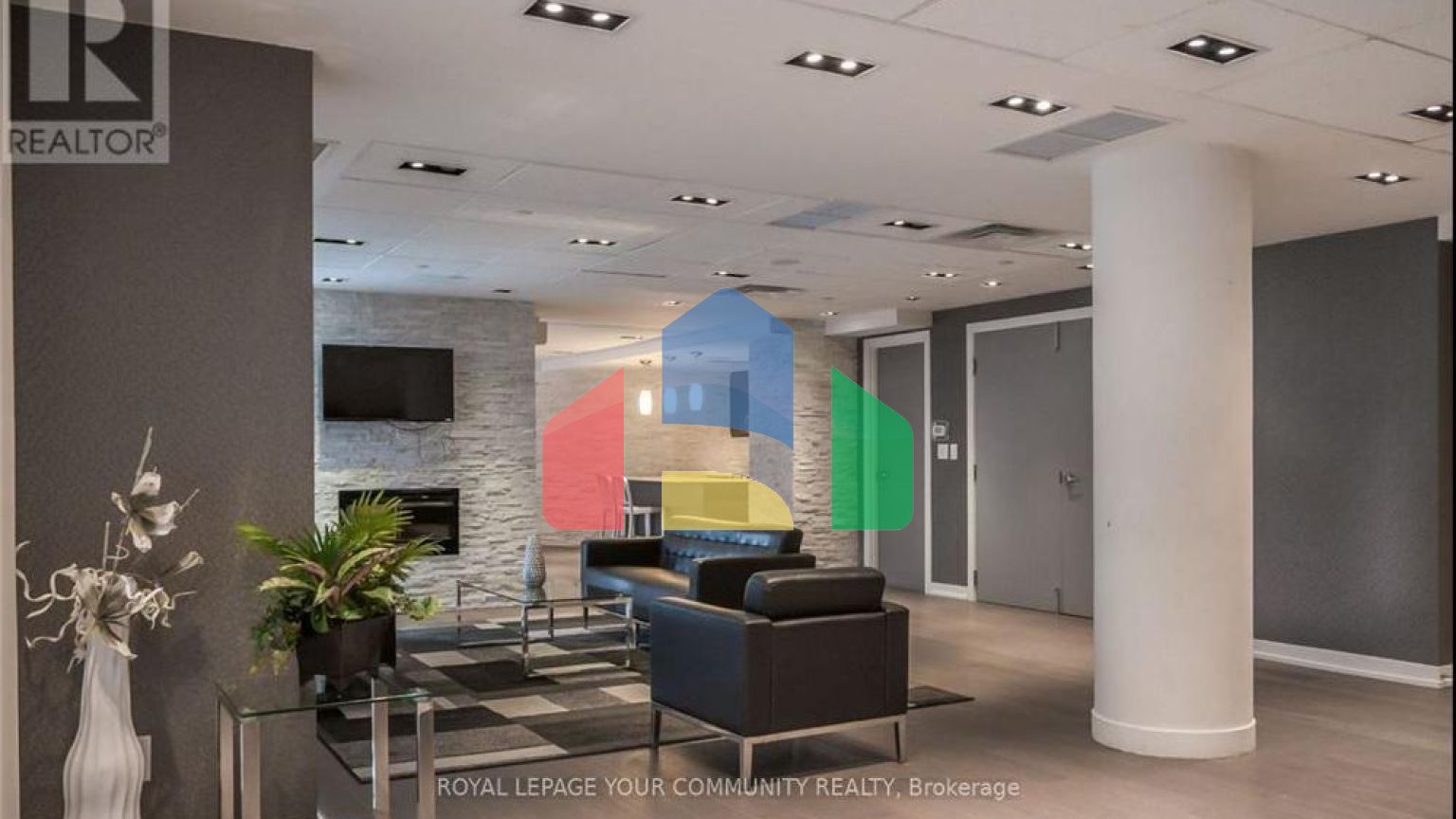 Residential - Single Family Home - Toronto, Canada - Canada