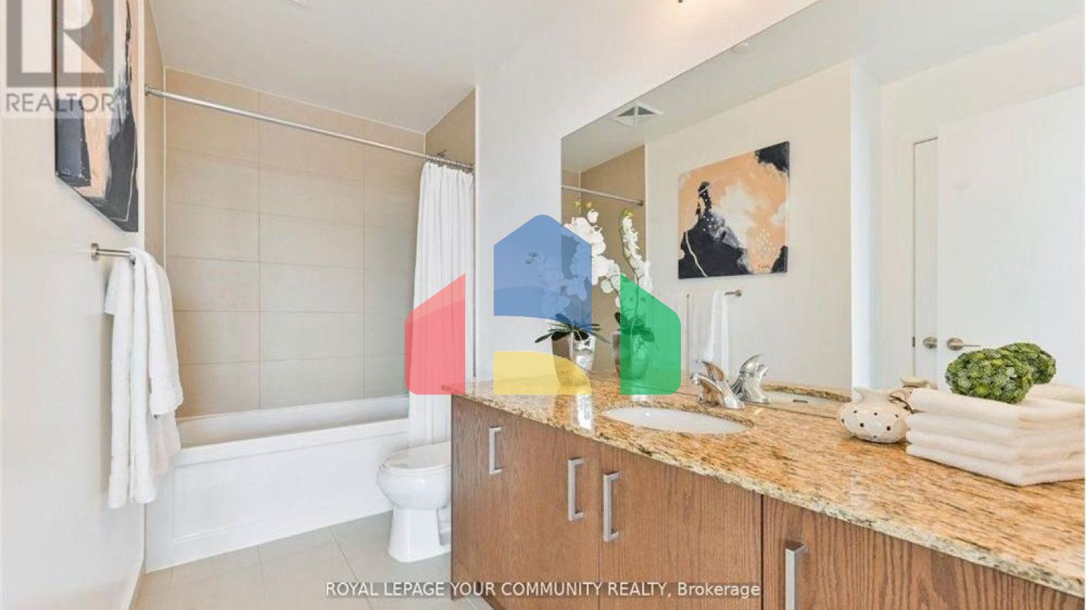 Residential - Single Family Home - Toronto, Canada - Canada