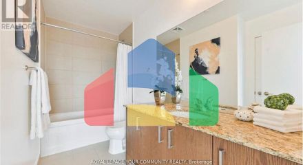 Residential - Single Family Home - Toronto, Canada - Canada