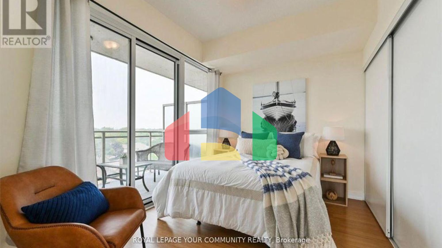 Residential - Single Family Home - Toronto, Canada - Canada