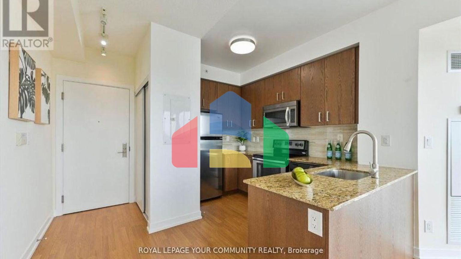 Residential - Single Family Home - Toronto, Canada - Canada