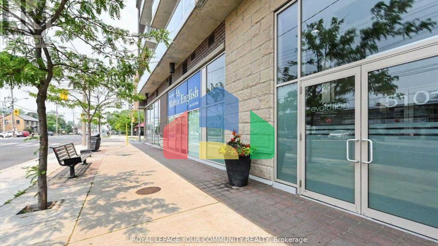 Residential - Single Family Home - Toronto, Canada - Canada