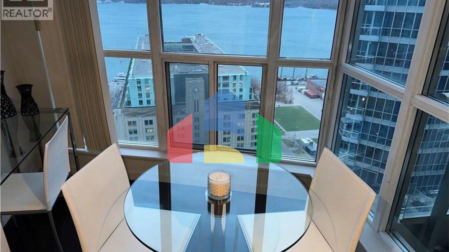 Residential - Condo/Apartment - Toronto, Canada - Canada