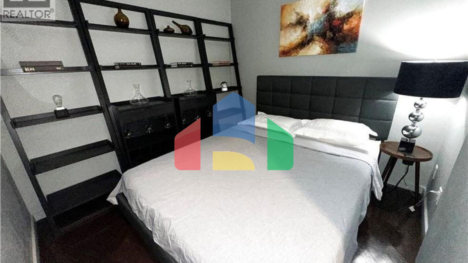 Residential - Condo/Apartment - Toronto, Canada - Canada