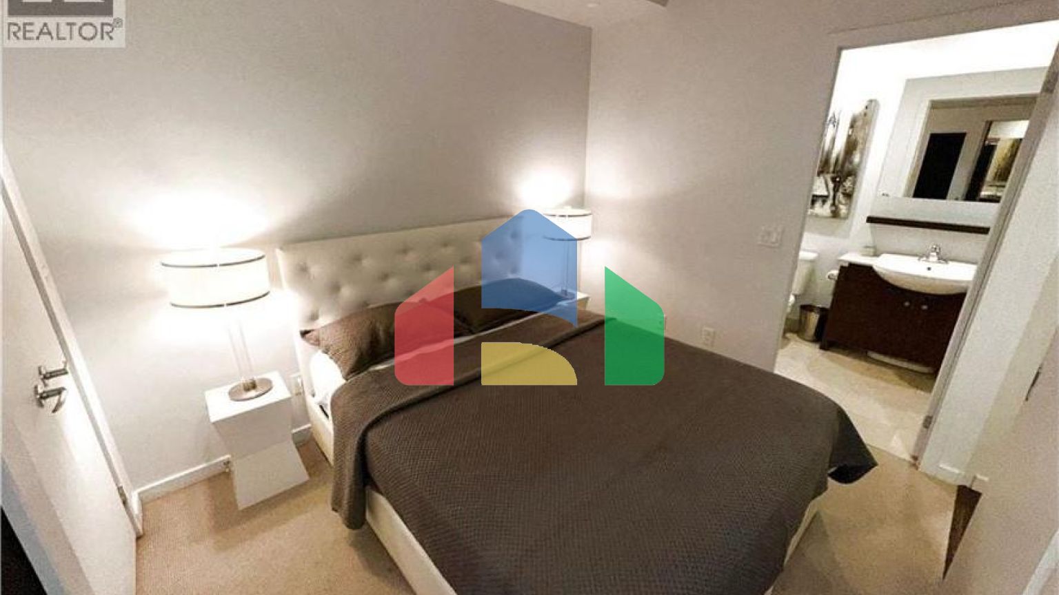 Residential - Condo/Apartment - Toronto, Canada - Canada