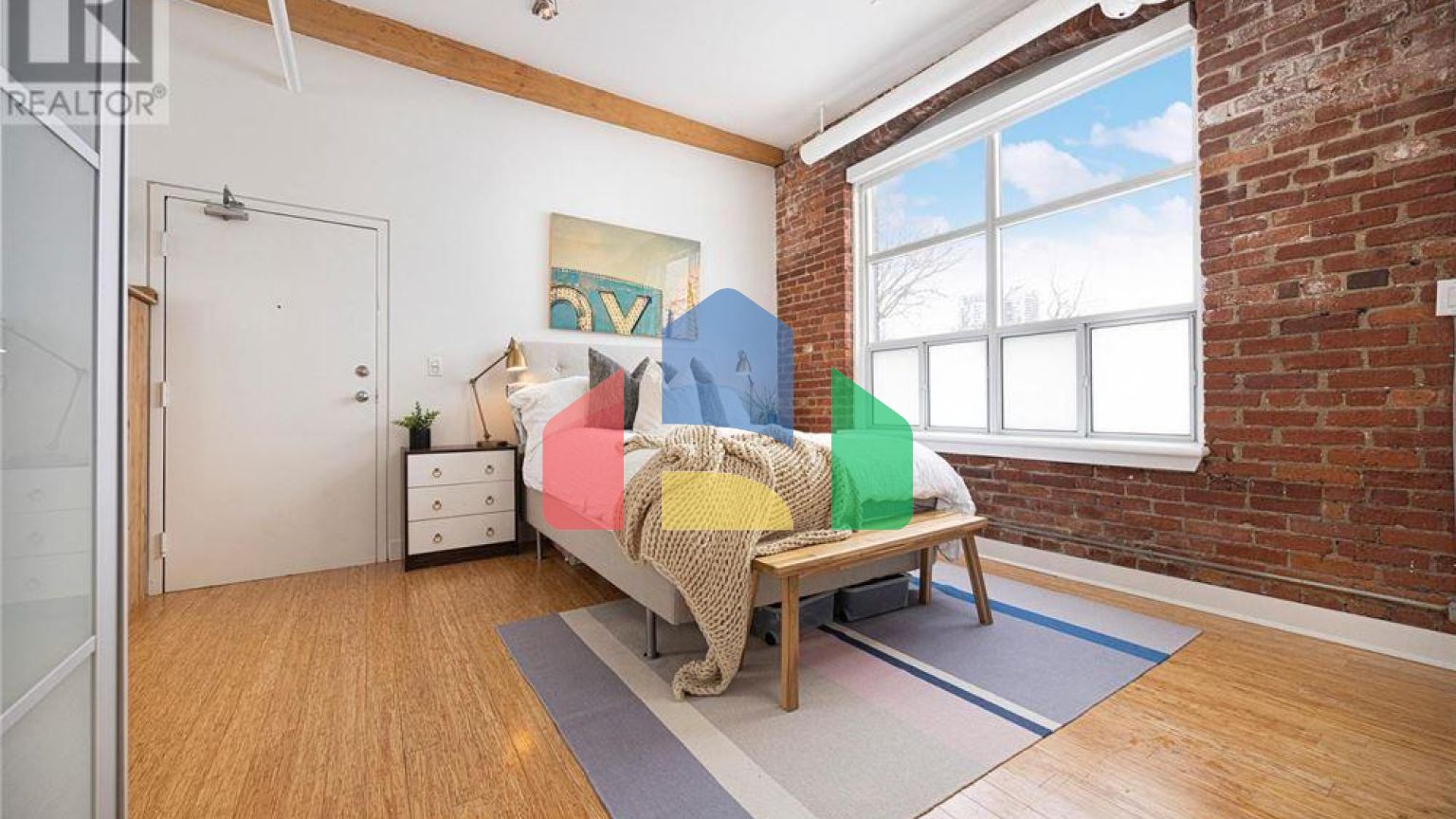 Residential - Single Family Home - Toronto, Canada - Canada